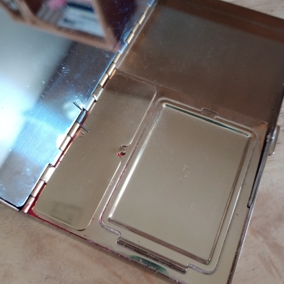 Volupte Horse&Carriage compact carryall. Your Purchase Supports Wildlife Rescue! - Picture 6 of 7